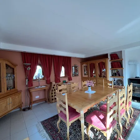 Lejlighed Bakonyi Napsugar Vendeghaz *