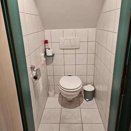 Bakonyi Napsugar Vendeghaz * Döbrönte