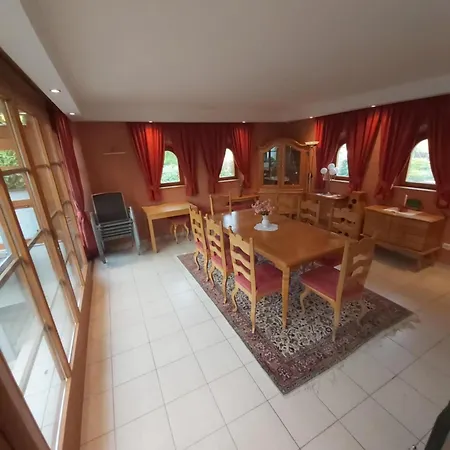 Bakonyi Napsugar Vendeghaz Apartment Dobronte