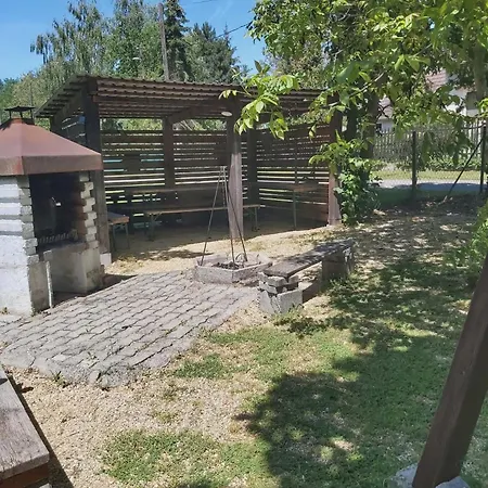 Appartamento Bakonyi Napsugár Döbrönte