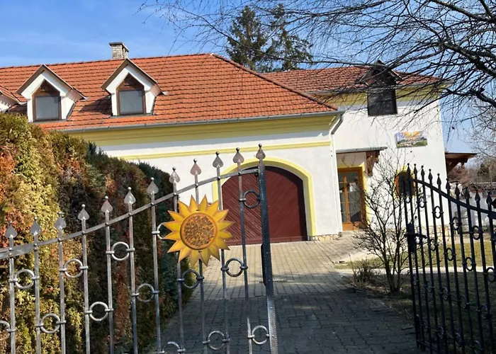 Bakonyi Napsugar Vendeghaz Döbrönte